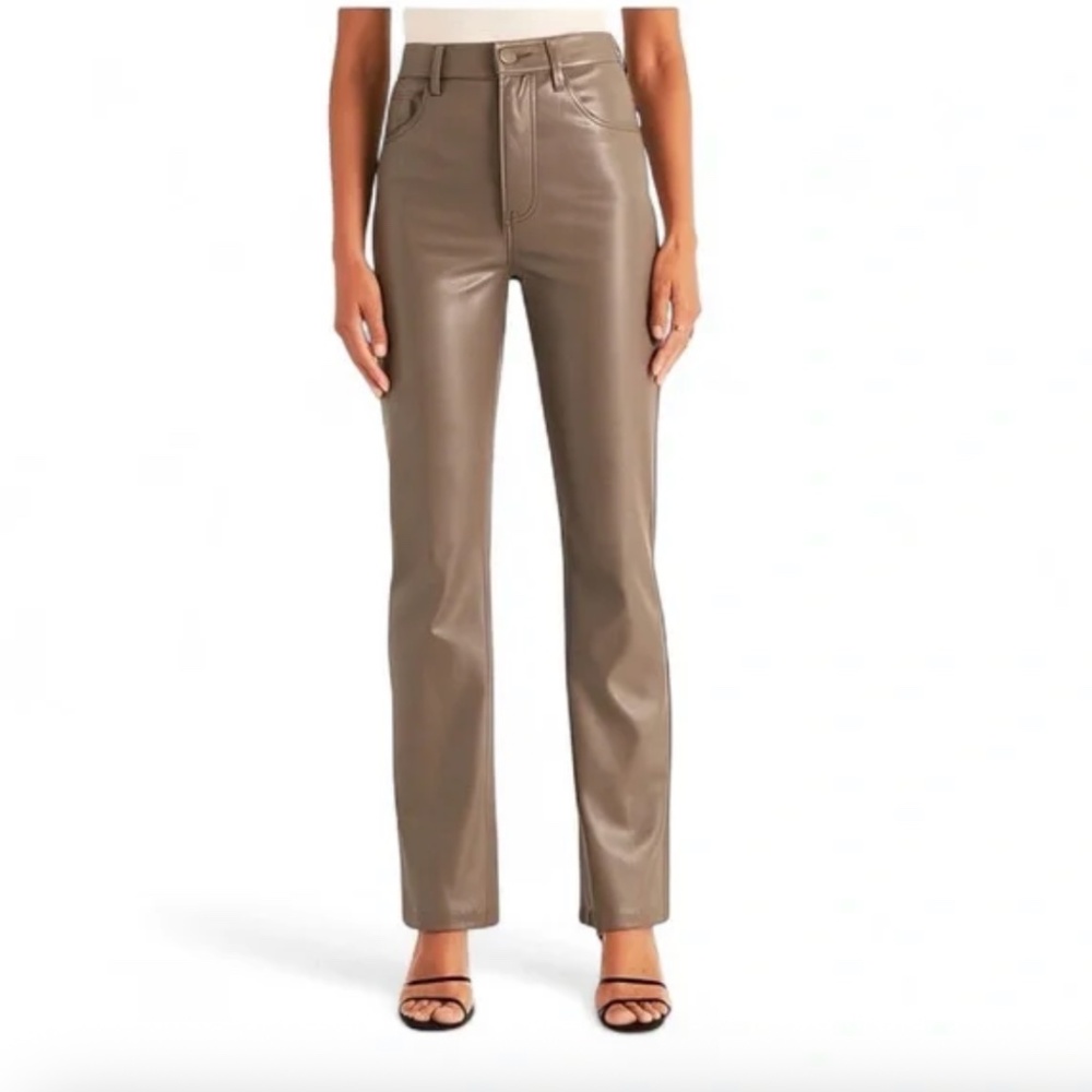 Abercrombie & Fitch • 90s Straight Ultra High Rise Vegan Leather Pant